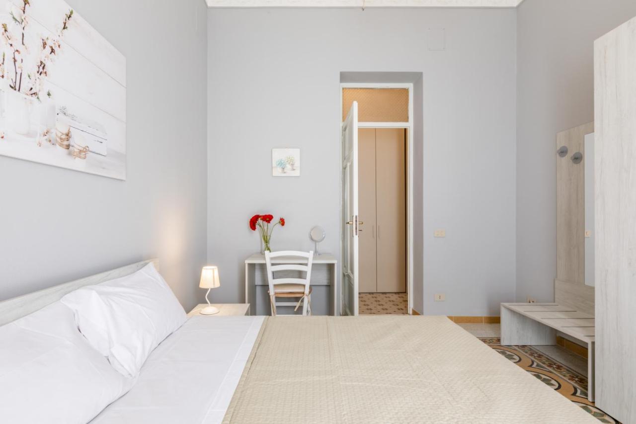 Stazione Notarbartolo Bright & Cozy Apartment Palermo Exteriör bild