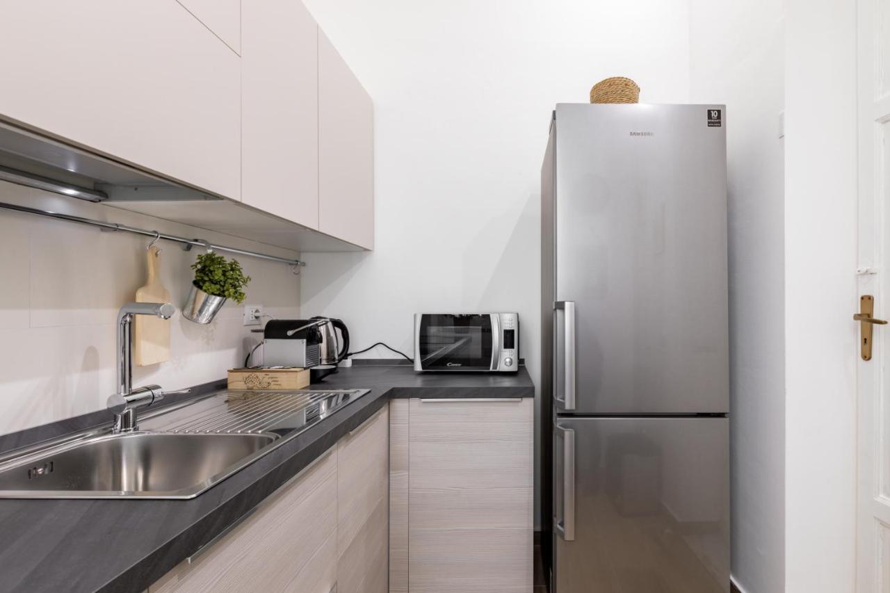 Stazione Notarbartolo Bright & Cozy Apartment Palermo Exteriör bild