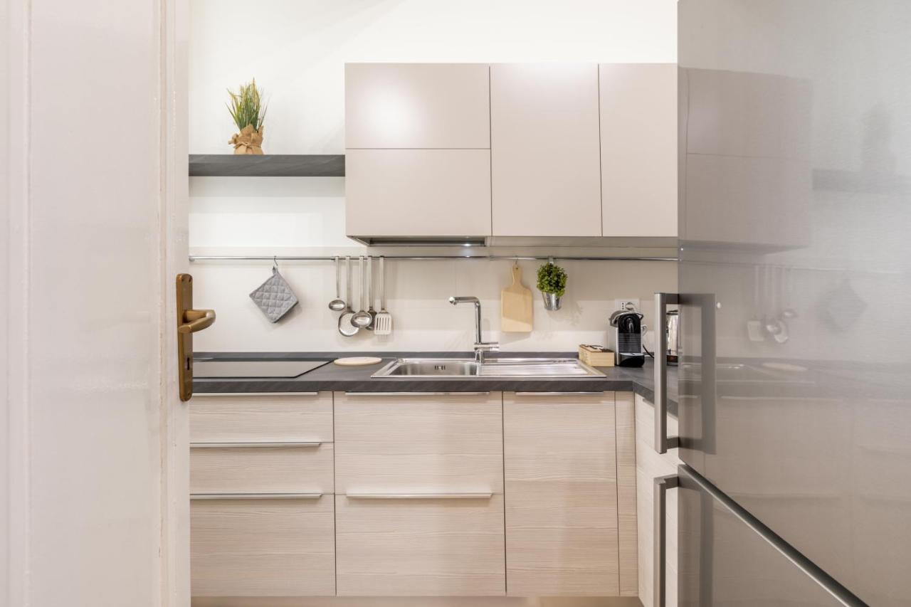 Stazione Notarbartolo Bright & Cozy Apartment Palermo Exteriör bild